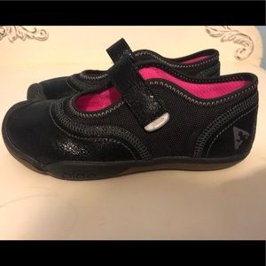 Plae emme size 13.5